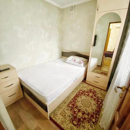 Apartments Ahmetova 4 21 Almaty Exterior foto
