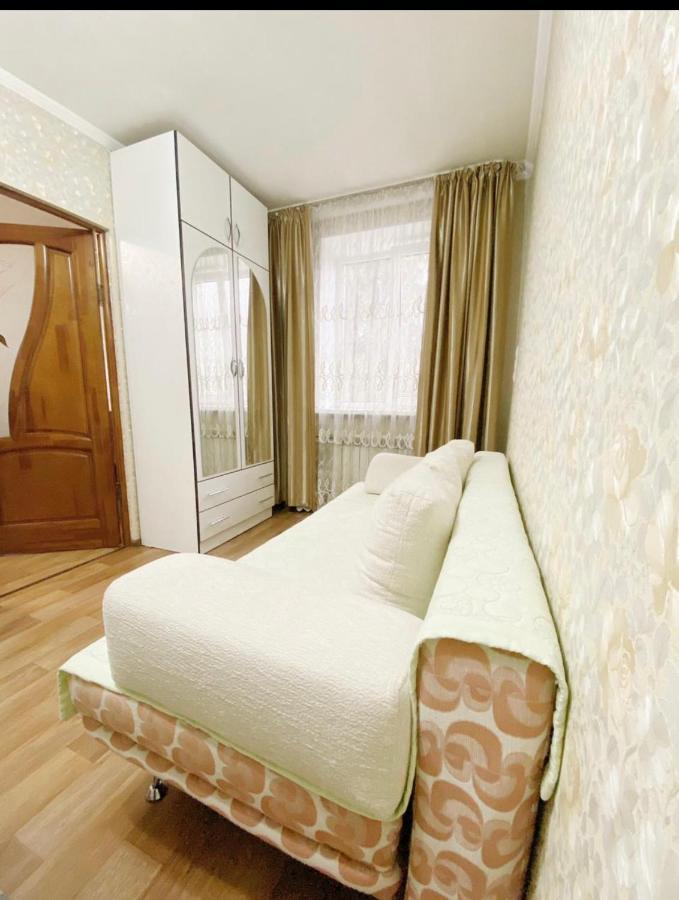 Apartments Ahmetova 4 21 Almaty Exterior foto