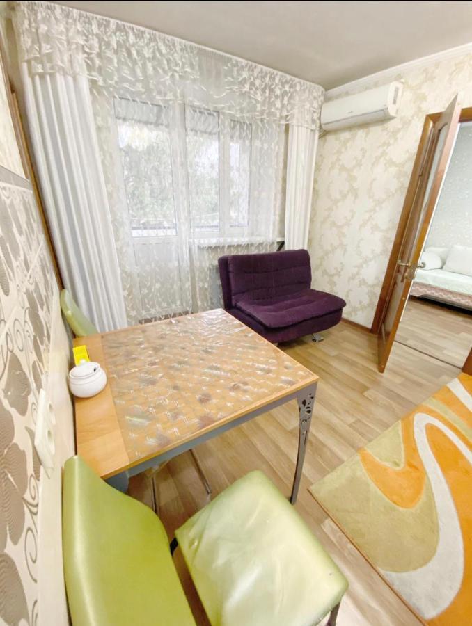 Apartments Ahmetova 4 21 Almaty Exterior foto
